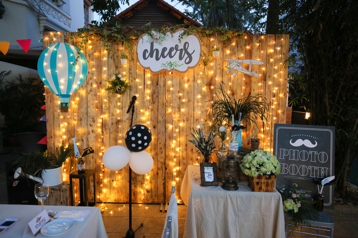 Kara's Party Ideas Glamorous Tropical Sweet 16 Birthday Party