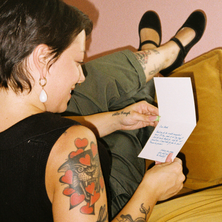 How to Sign Christmas Cards: 58 Perfect Sign-Offs